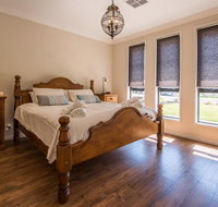 Barossa Family Holiday Home - St Kilda Accommodation
