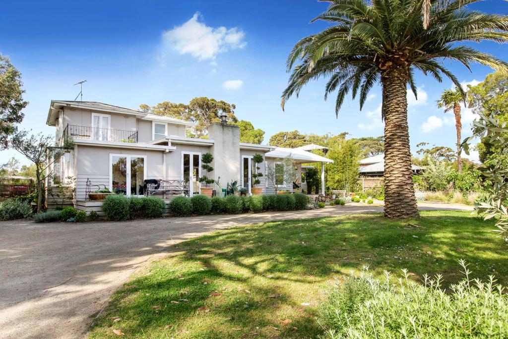 St Arnaud East ACT St Kilda Accommodation