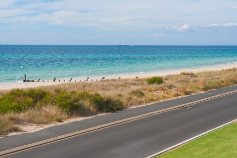 Bayside Beauty - St Kilda Accommodation 0
