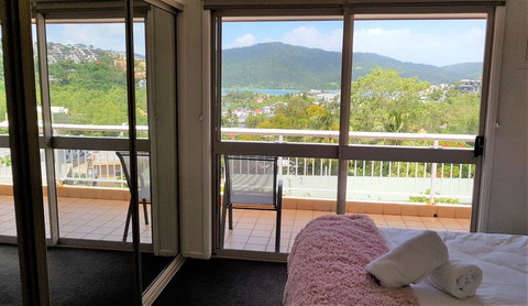 Beach House On Begley - Airlie Beach Central - St Kilda Accommodation 2