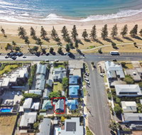 Beach Life - St Kilda Accommodation