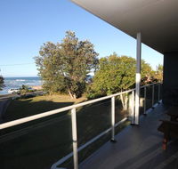 BEACHFRONT 3- 3/12 Bundella Ave LC - St Kilda Accommodation