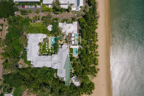 Beachfront Apt. In Alamanda Beachfront Resort (17) - St Kilda Accommodation 1