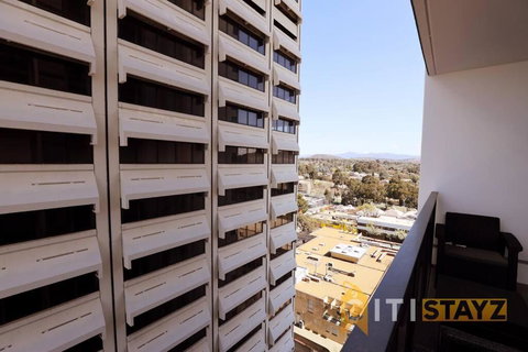 Red Rose Retreat - 1bd 1bth 1CarSp Apt - St Kilda Accommodation 3