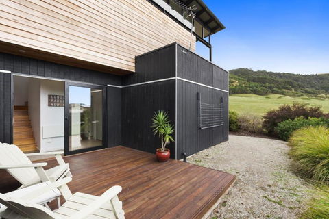 Red Salt - St Kilda Accommodation 2