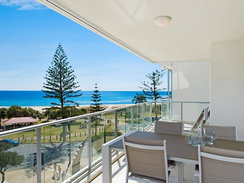 Reflections Tower 2 Unit 401 - St Kilda Accommodation 0