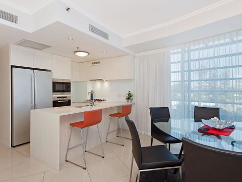 Reflections Tower 2 Unit 401 - St Kilda Accommodation 3