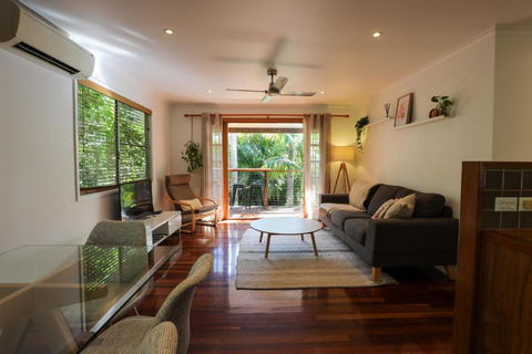 Regent Bower Cottage - St Kilda Accommodation 0