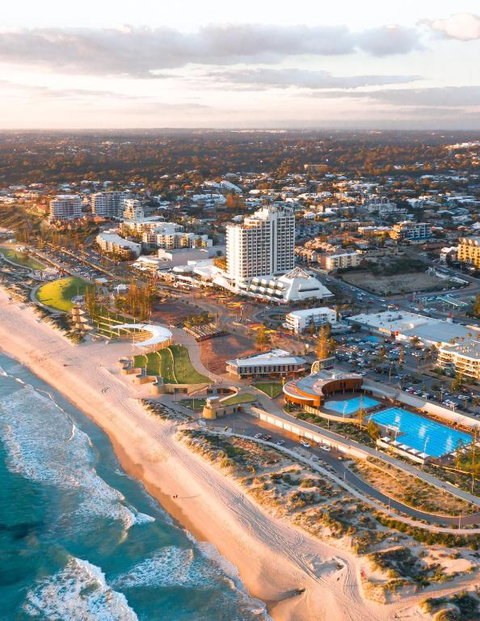Rendezvous Hotel Perth Scarborough - St Kilda Accommodation 0