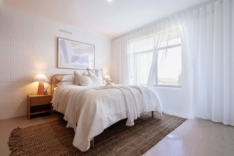 Renovated Apartment With Ocean Views - St Kilda Accommodation 0