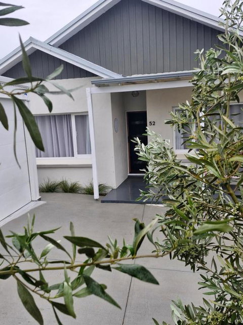 Retreat - St Kilda Accommodation 0