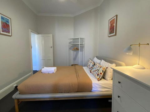 Retro Apt 6 Mins To Victoria Quay - St Kilda Accommodation 2