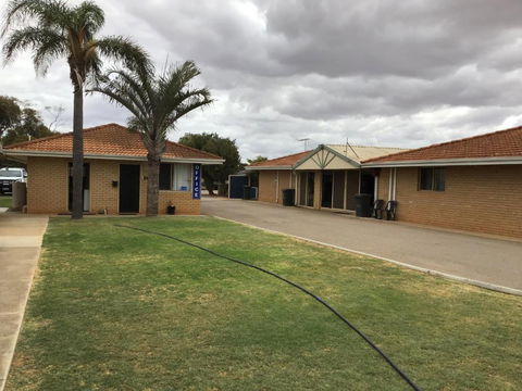 Rhodeside Lodge - St Kilda Accommodation 0