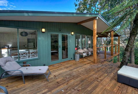 Ribbon Gum Lodge - St Kilda Accommodation 2