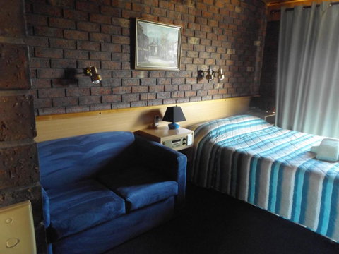 Rivergum Motel - St Kilda Accommodation 2
