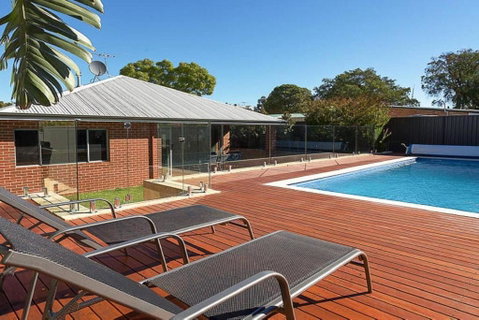 Rivervale Retreat - Spacious Family Living - St Kilda Accommodation 0