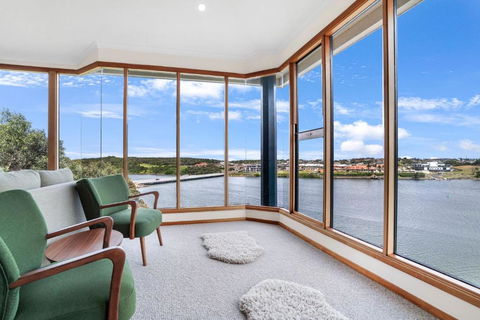 Riverview - St Kilda Accommodation 0