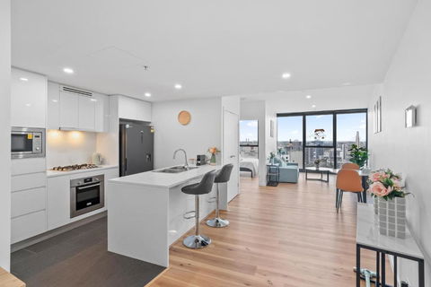 RiverViews 1BR 1BA Skytower Apt With Pool, Gym, Sauna - St Kilda Accommodation 1