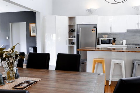 Rosella - St Kilda Accommodation 2