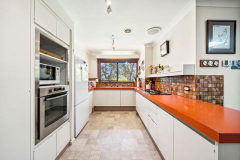 Rosella Retreat - St Kilda Accommodation 2