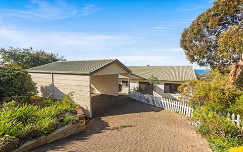 Rosetta House - 6 Clive Ave, Encounter Bay - St Kilda Accommodation 1