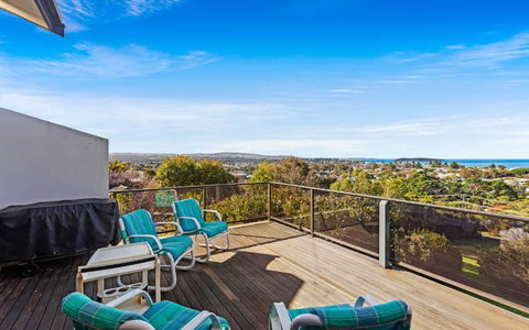 Rosetta House - 6 Clive Ave, Encounter Bay - St Kilda Accommodation 3