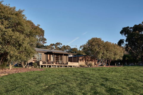 Ross Farm - Cabin - St Kilda Accommodation 1