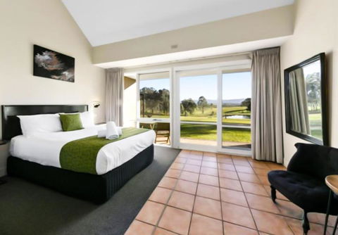 Rothbury Downs - St Kilda Accommodation 0