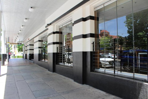 Royal Hotel Orange - St Kilda Accommodation 1