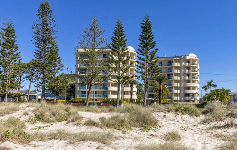 Royal Pacific Resort - St Kilda Accommodation 1