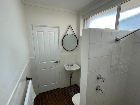 Royal Hotel Motel Scone - St Kilda Accommodation 3