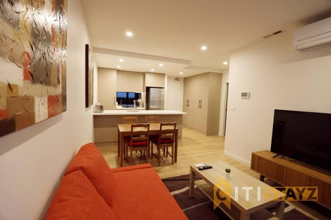 Ruby Red, 1Bd 1Bth Apt - Woden CBD - St Kilda Accommodation 0