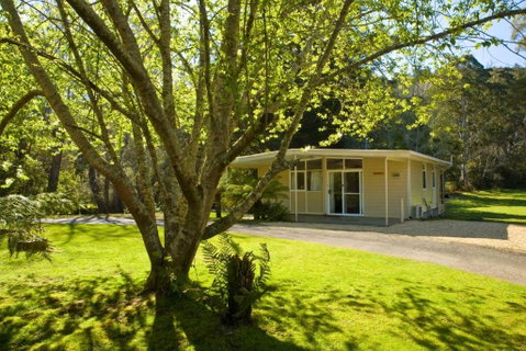 Russell Falls Holiday Cottages - St Kilda Accommodation 0