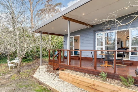 Sahaja Cottage Wentworth Falls - St Kilda Accommodation 1