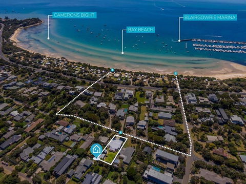 Salt Air Beach Retreat - 280m Walk To Foreshore, Check Out 5pm Sunday! - St Kilda Accommodation 1