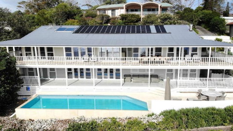 Salt Deck - The Upper Deck Accom Holiday - St Kilda Accommodation 0