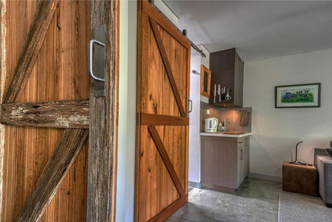 SALT Luxury Couples Bungalow - St Kilda Accommodation 2