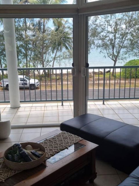 Salt On South - Beachfront Bliss - St Kilda Accommodation 1