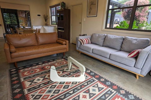 Samsara Farm Cottage - Stunning Hinterland Oasis - St Kilda Accommodation 3