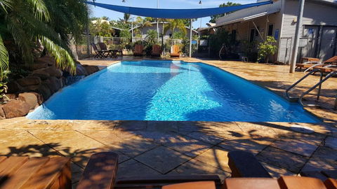 Samson Beach Chalets - St Kilda Accommodation 2