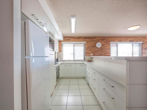 San Clemente 3 24 Orvieto Tce - St Kilda Accommodation 1