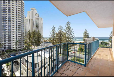 San Mateo On Broadbeach - St Kilda Accommodation 3
