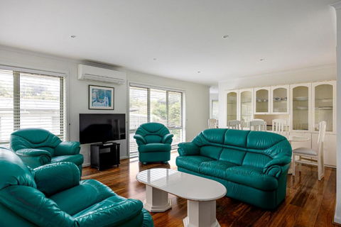 Sand And Foam - St Kilda Accommodation 1