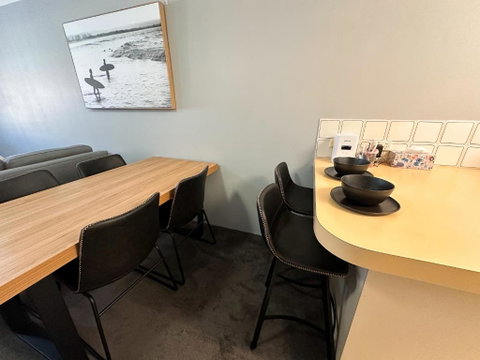 Rockingham Palace - St Kilda Accommodation 3