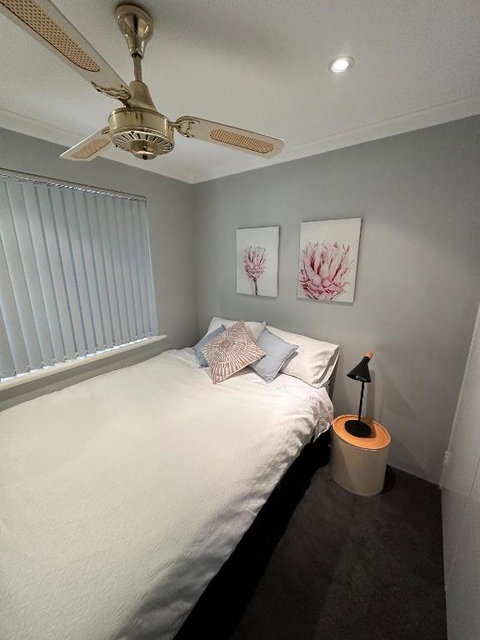 Rockingham Palace - St Kilda Accommodation 1