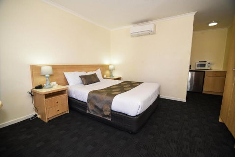 Sandown Heritage Motel - St Kilda Accommodation 1