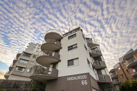 Sandalwood Unit 1 66 Lower Gay Tce - St Kilda Accommodation 0