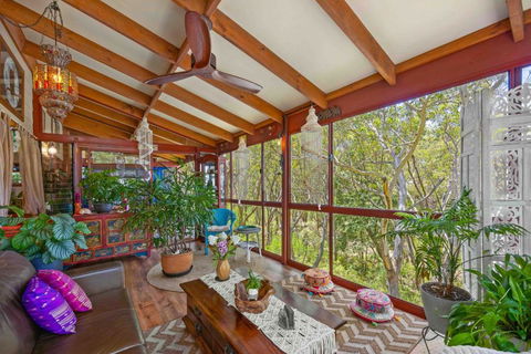 Sandalwood - St Kilda Accommodation 1