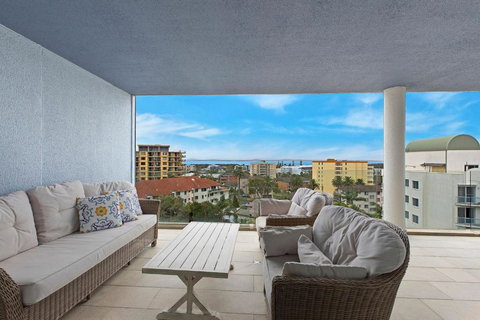 Sandy Cove Apartment The Entrance 48a - St Kilda Accommodation 0