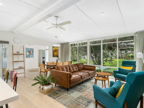 Seashore Holiday Getaway - St Kilda Accommodation 1